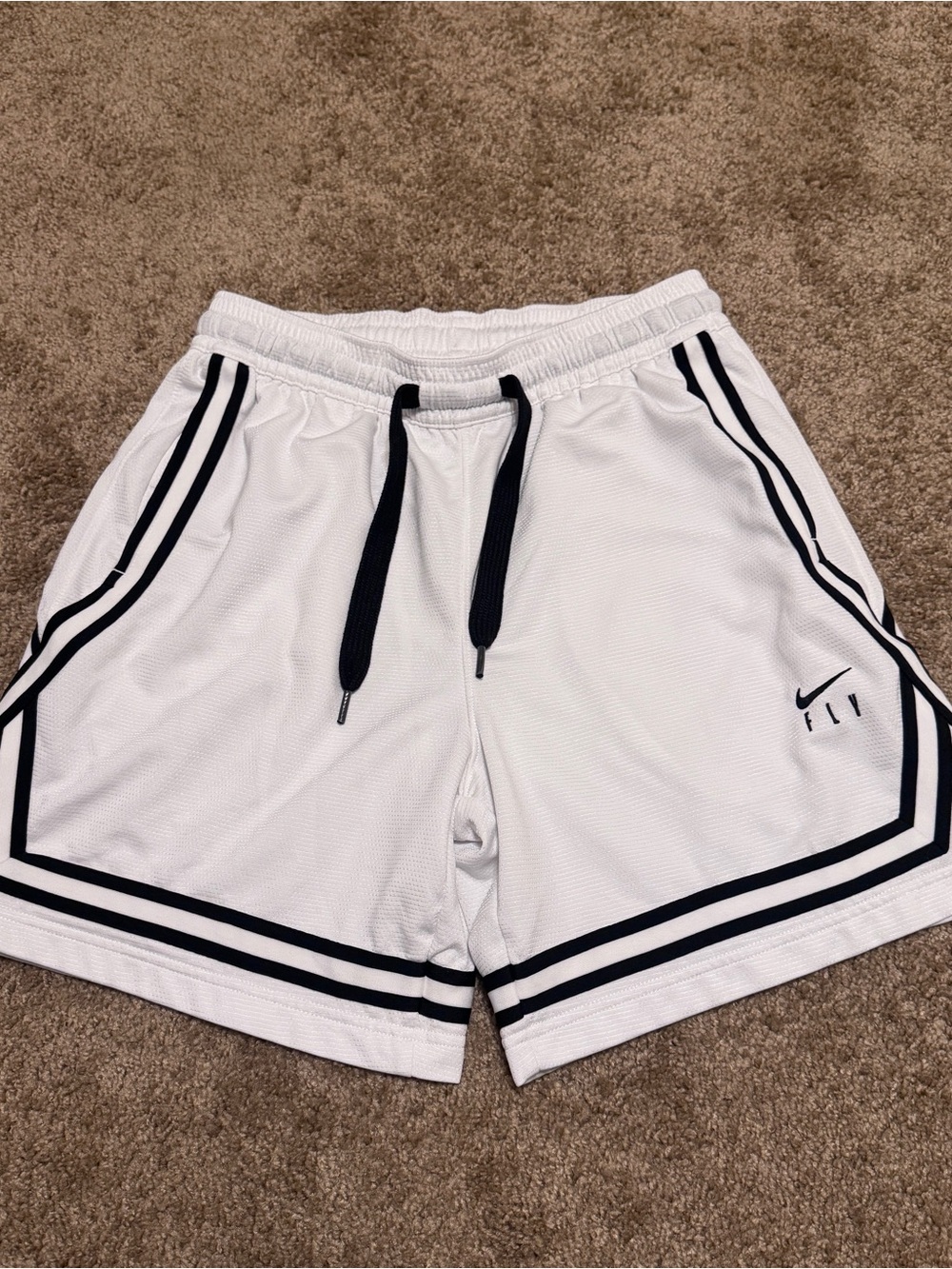 Nike Dri-FIT FLY Basketball Shorts Mens Small White Athletic Gym Elastic Waist